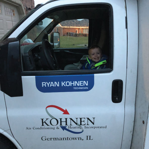 kid-in-work-truck-photo-kohnen
